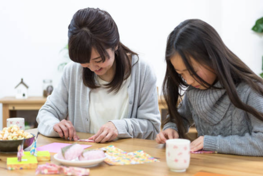 family - Hinamatsuri Elenami Tokyo